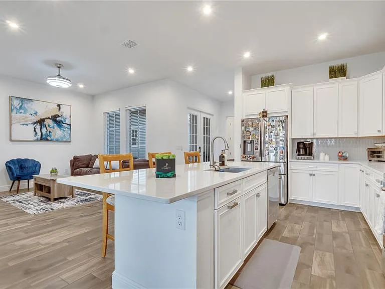 2069 Celebration Blvd — Photo 22