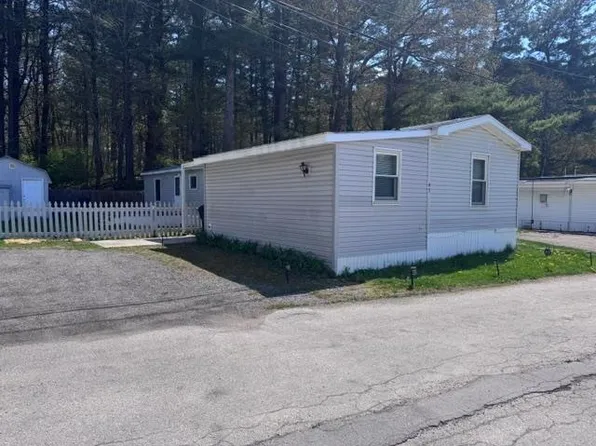 43 Mobile Drive, Hudson, NH 03051