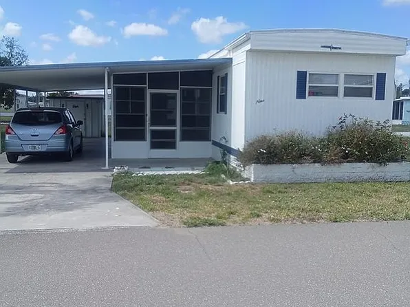 9 Kingsport Ave, Palmetto, FL 34221