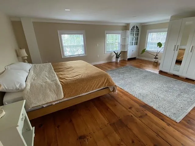 3 bed, 2217 sqft, $3,900 — Photo 4