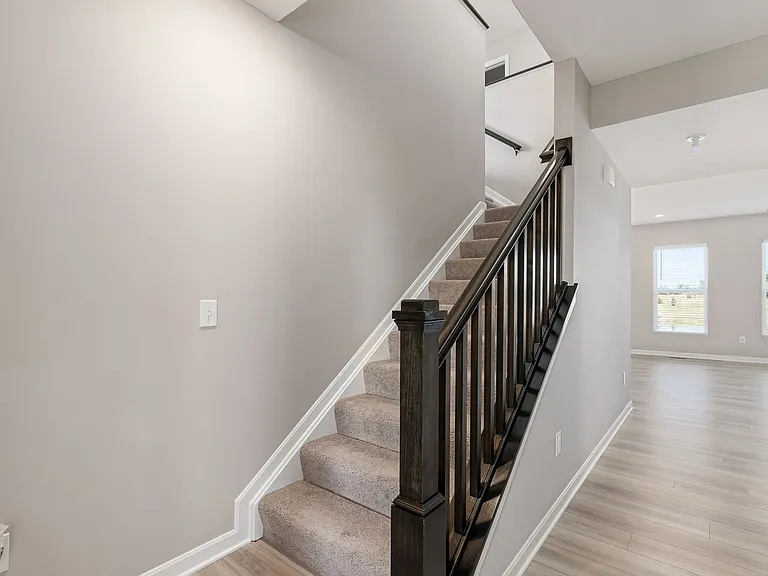 3665 Mantle Dr — Photo 10