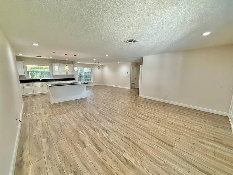 2810 Flowertree Rd — Photo 3