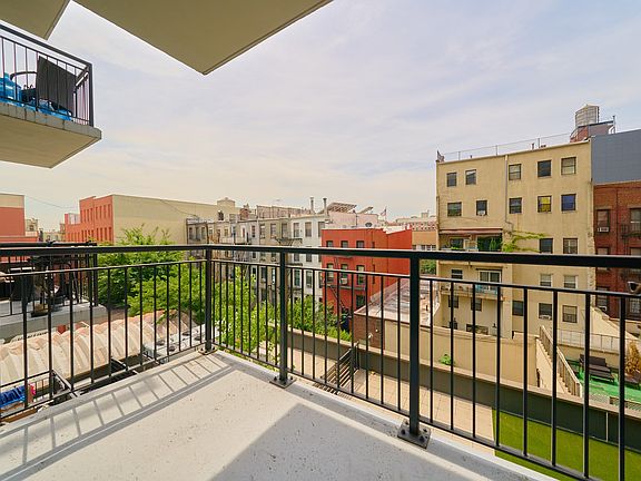 2nd image of 2211 3rd Ave APT 7G