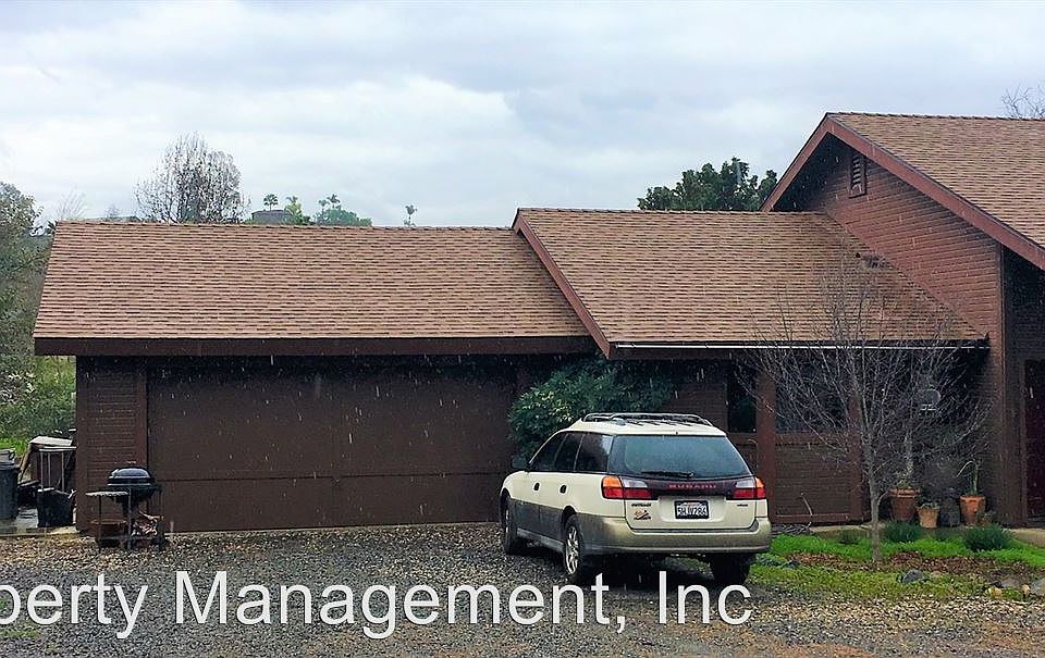 1st image of 2115 Curtis Dr