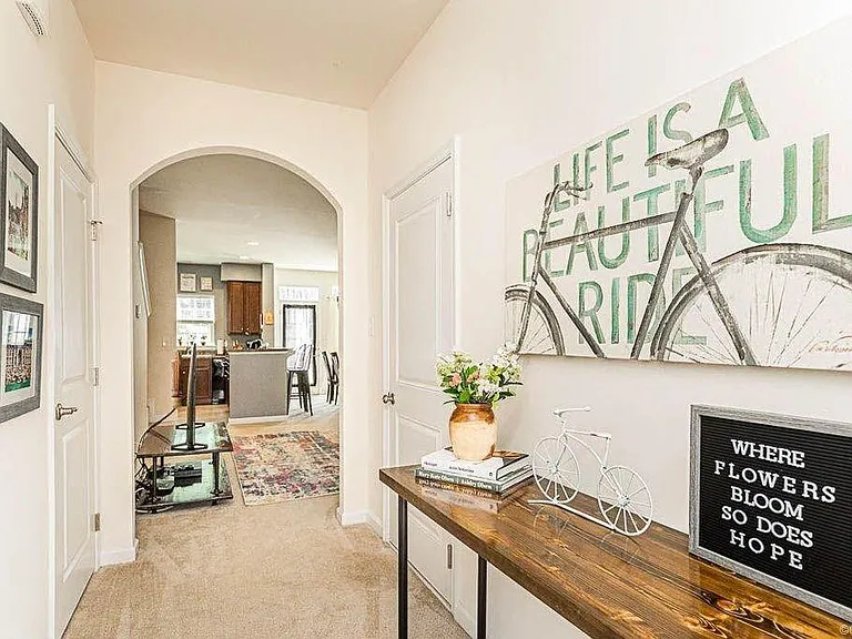 8956 Ringview Dr — Photo 12