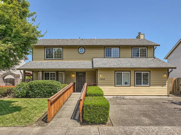 11910 NE 46th St, Vancouver, WA 98682