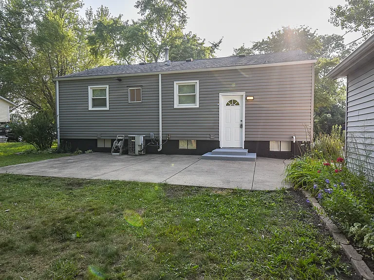 2939 N Butrick St — Photo 32