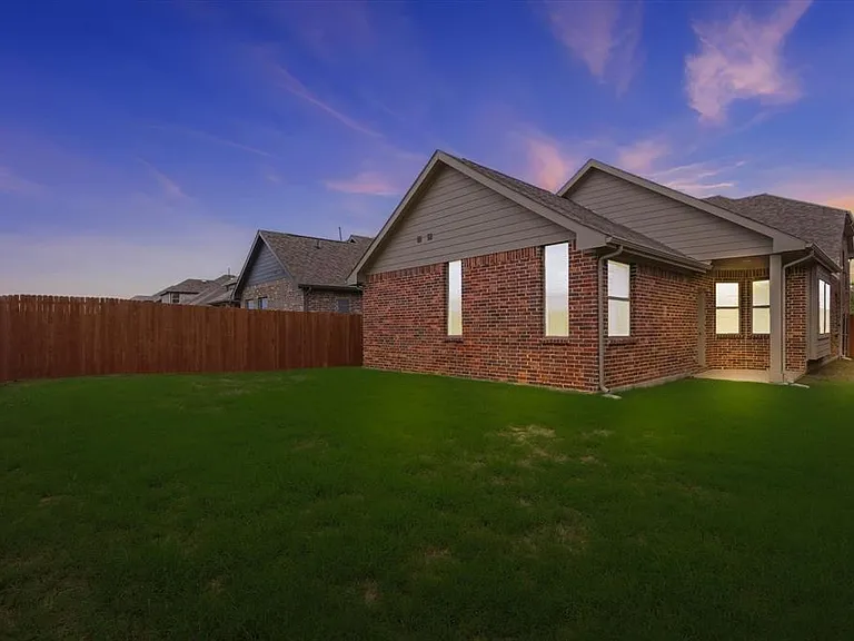 3916 Ford Dr — Photo 30