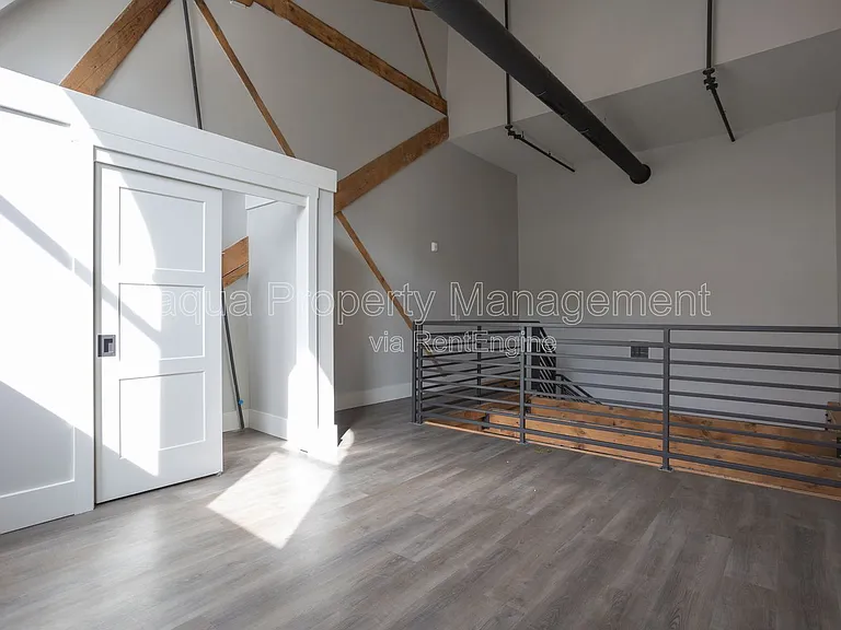 231 N Rose St #110 — Photo 2