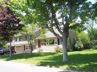 220 Foote St, Barrington, RI 02806