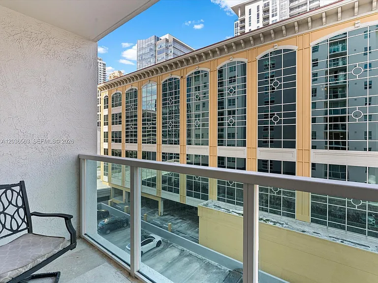 350 SE 2nd St #980 — Photo 29