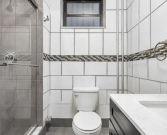5th image of 493 7th Ave APT 4