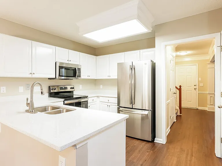 4936 Bivens Dr — Photo 10