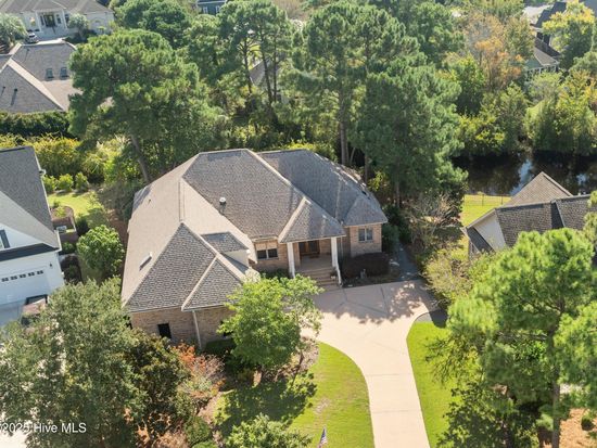 2945 Moorings Way SE, Southport, NC 28461