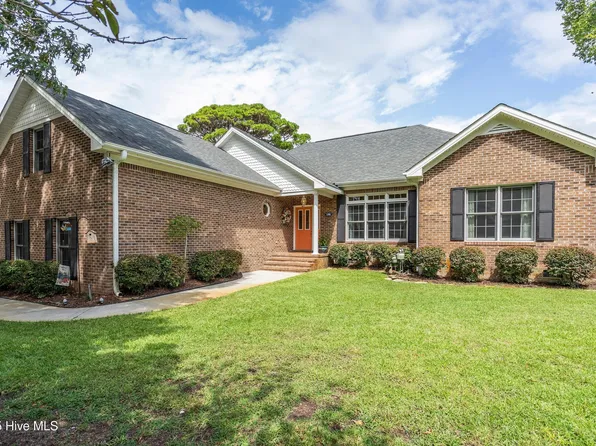 1020 Cordgrass Road, Hampstead, NC 28443