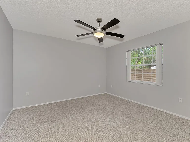 3026 Grafton St — Photo 28