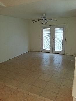 4th image of 1843 E Kirkland Ln