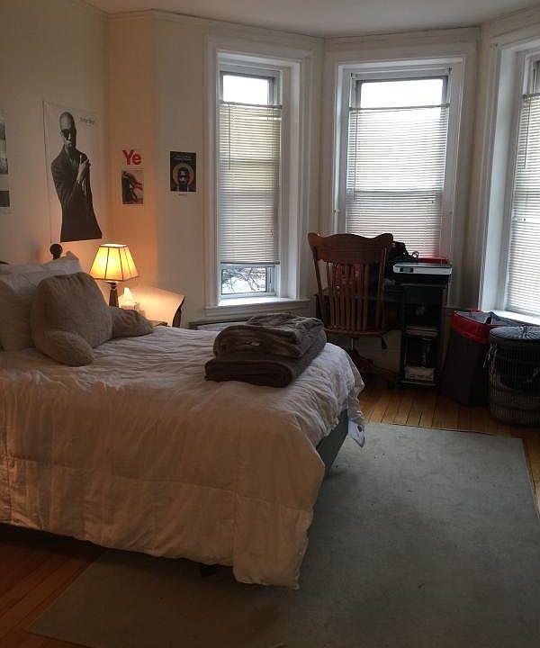 2nd image of 1294 Commonwealth Ave #Abc