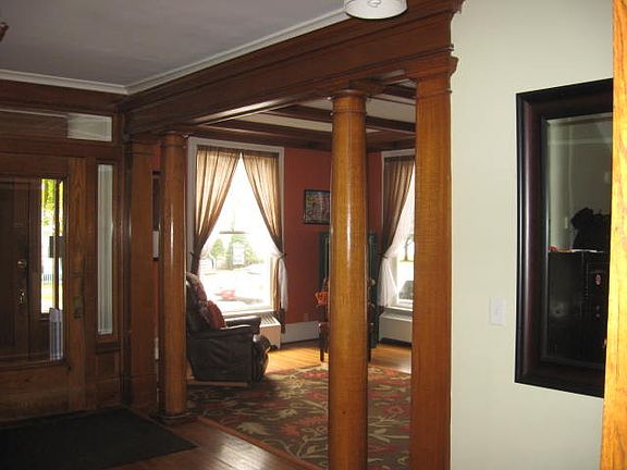 5th image of 624 State St