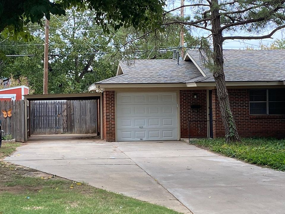 Front view of duplex.