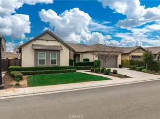 628 Crescent Ln, Madera, CA 93636