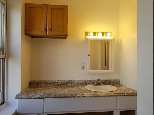 Rented by Axxess Realty Group | media 9