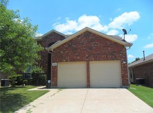 2864 Fieldstone Dr, Grand Prairie, TX 75052