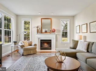 20506 Quarterpath Trace Cir, Sterling, VA 20165