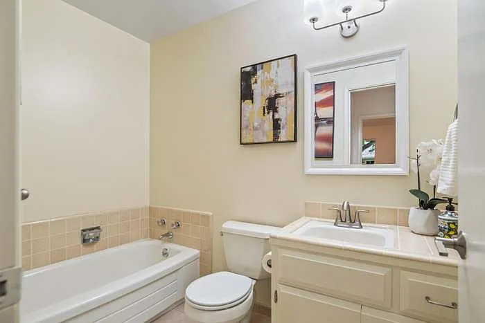 826 Fife Way — Photo 18