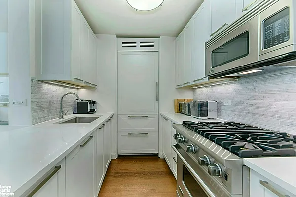 Rented by Brown Harris Stevens | media 2