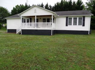 2104 Dug Gap Rd, Dalton, GA 30720