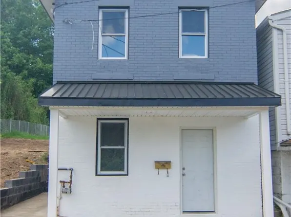 624 Wylie Ave, Jeannette, PA 15644