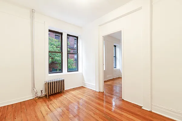 Rented by Compass | media 7