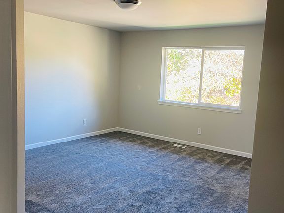 5th image of 14348 98th Way SE