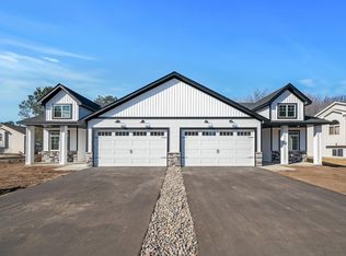 26248 2nd St W, Zimmerman, MN 55398