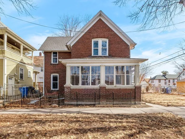 530 Kent St, Saint Paul, MN 55103