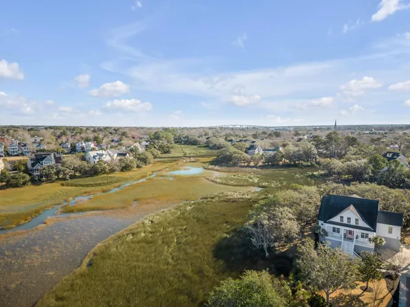 502 Leavitt Ct, Charleston, SC 29492