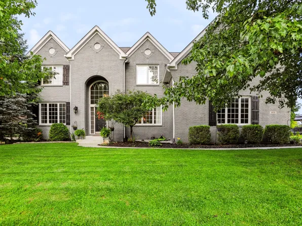 9928 Wading Crane Ave, McCordsville, IN 46055