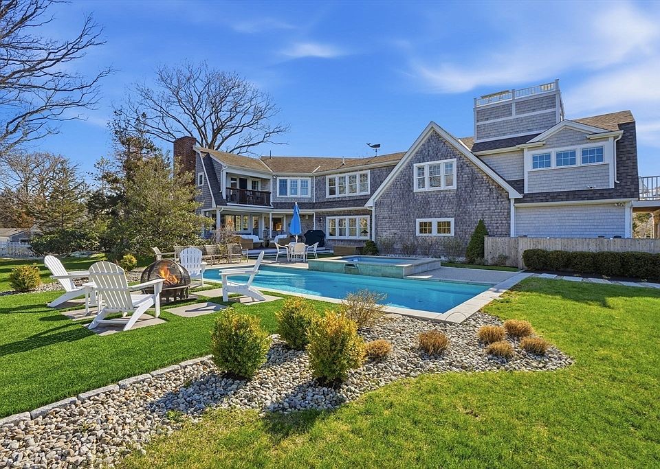 82 Nichols Rd, Cohasset, MA 02025 | Zillow
