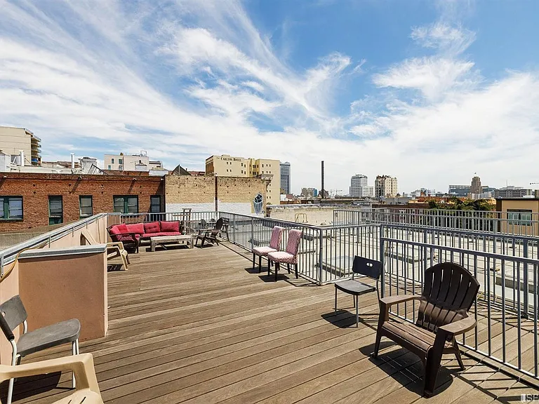 1158 Sutter St #7 — Photo 10