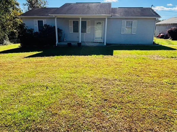 6 Drennen Ln, Oak Hill, WV 25901