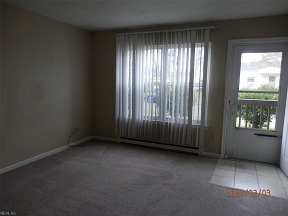 4th image of 201 Mapleshade Ave #1
