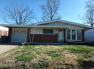 13 Tamma Ln, Hazelwood, MO