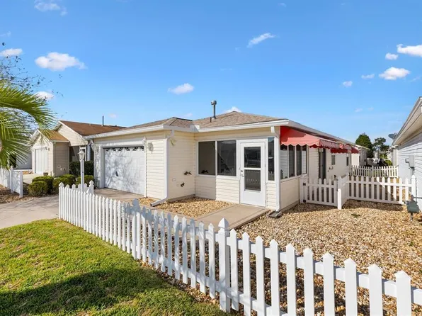 3495 Cambria Cir, The Villages, FL 32162
