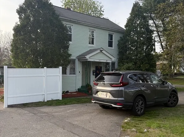 347 W Chestnut St, Brockton, MA 02301
