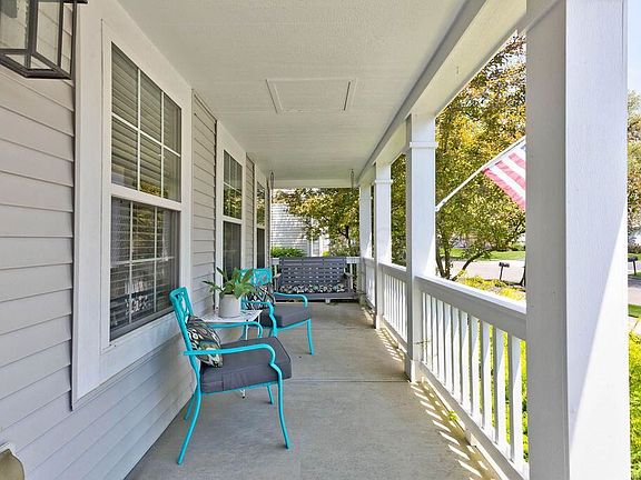 3rd image of 4233 Preservation Ave
