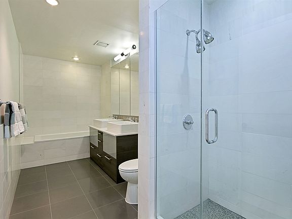 2nd image of 125 W 22nd St APT 9A