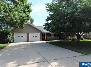 3010 Raleigh St, Lincoln, NE 68516