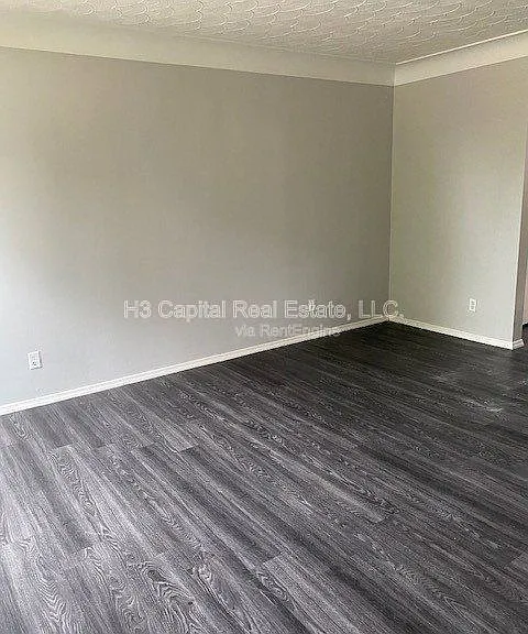 5 William John Ct — Photo 2
