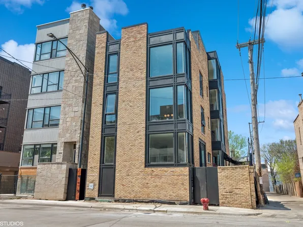 222 S Oakley Blvd #1W, Chicago, IL 60612